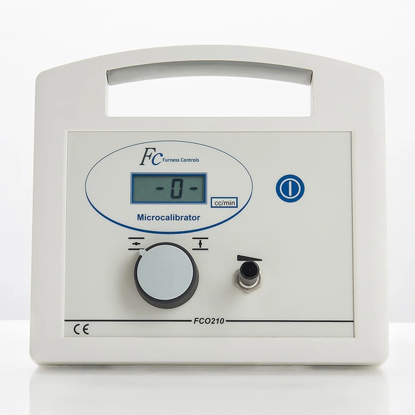 Calibrateur de fuite numérique et débitmètre FCO220